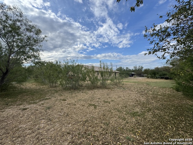 Image 20 of 23 For 401 Daniel W