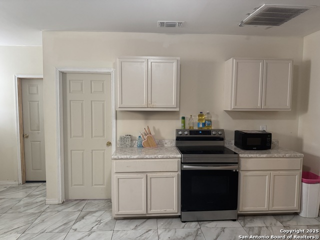 Image 7 of 23 For 401 Daniel W