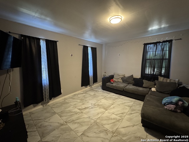 Image 8 of 23 For 401 Daniel W