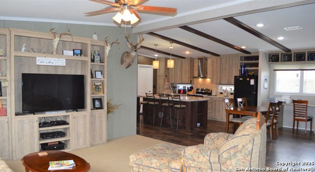 Image 3 of 34 For 5570 Blackhill