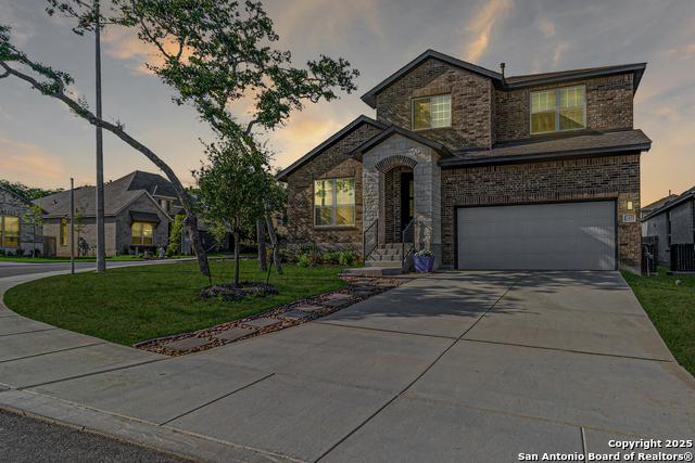 Listing photo id 1 for 12455 Diagon Alley