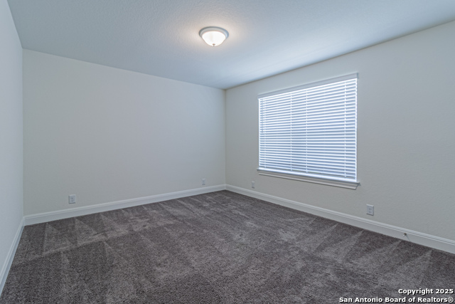 Listing photo id 35 for 12455 Diagon Alley