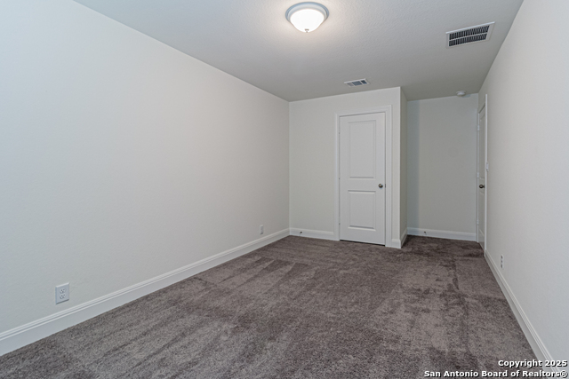 Listing photo id 38 for 12455 Diagon Alley