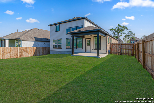 Listing photo id 44 for 12455 Diagon Alley