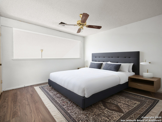 Image 16 of 28 For 11520 Huebner  302