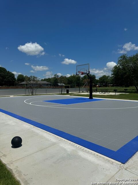 Image 10 of 14 For 15949 Flores Curve