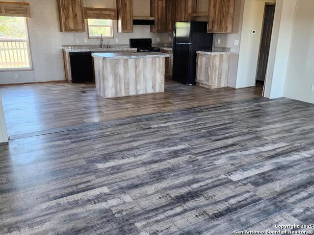 Listing photo id 16 for 113 Merganser Cove