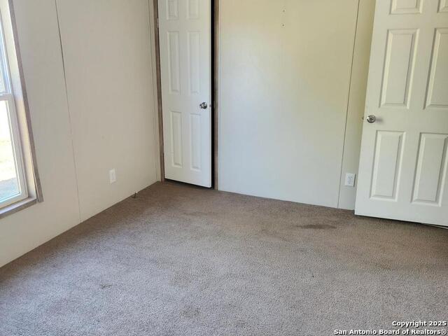 Listing photo id 6 for 113 Merganser Cove