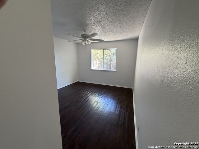 Image 15 of 20 For 12200 Ridge Crown St