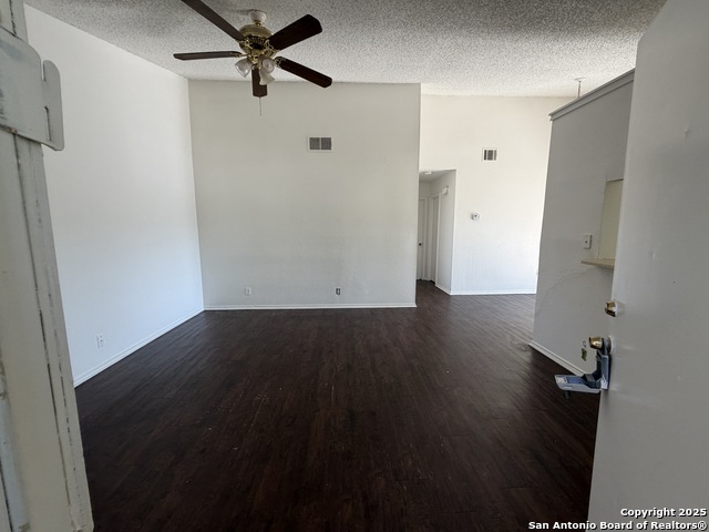 Image 9 of 20 For 12200 Ridge Crown St