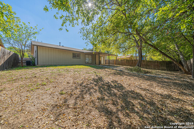 Image 27 of 28 For 5955 Oak Run