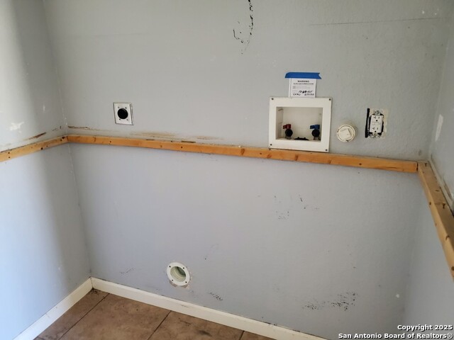 Image 7 of 18 For 7307 Copper Meadow