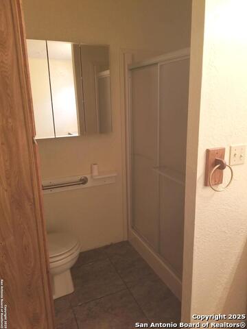 Image 32 of 40 For 182 Laurel Ridge