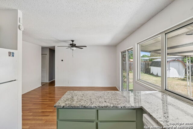 Image 5 of 12 For 9430 Stones River