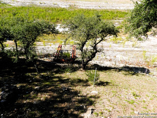 Image 19 of 88 For 196 Whispering Oak Lane