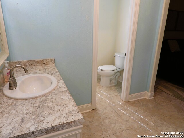 Image 34 of 88 For 196 Whispering Oak Lane