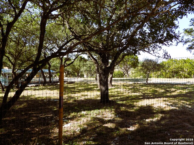 Image 44 of 88 For 196 Whispering Oak Lane