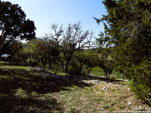 Image 50 of 88 For 196 Whispering Oak Lane