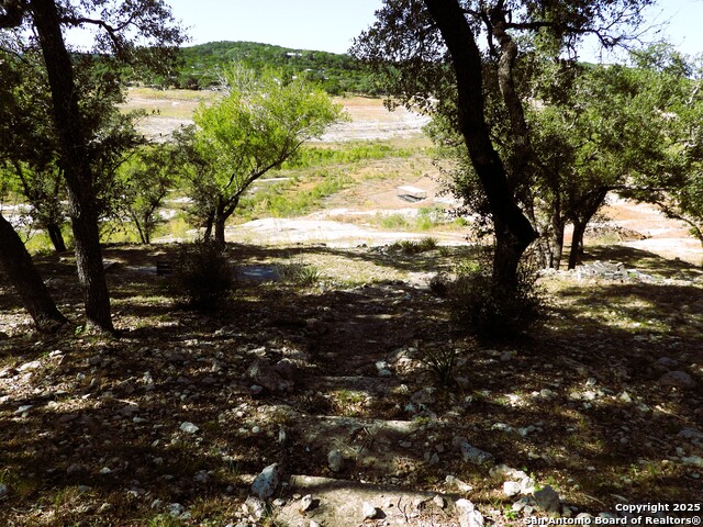 Image 52 of 88 For 196 Whispering Oak Lane