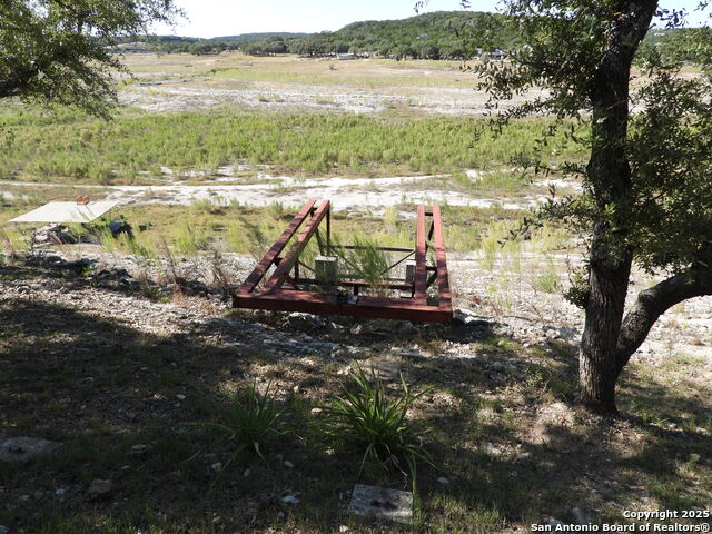 Image 62 of 88 For 196 Whispering Oak Lane