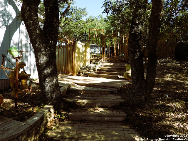 Image 66 of 88 For 196 Whispering Oak Lane