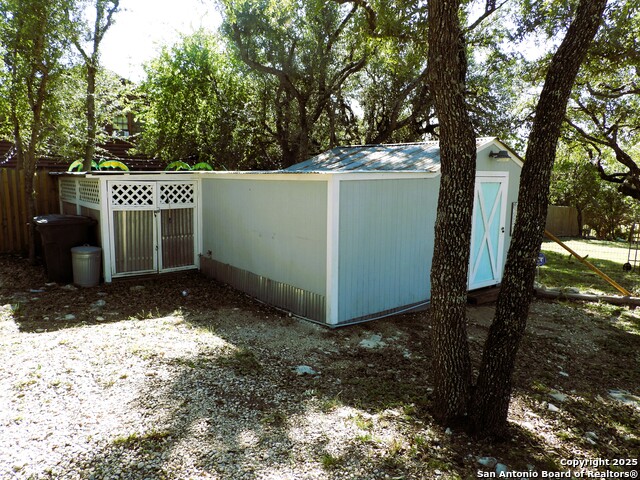 Image 81 of 88 For 196 Whispering Oak Lane