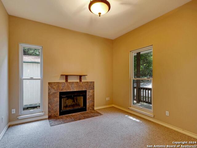 Image 13 of 47 For 18705 Lookout Mountain