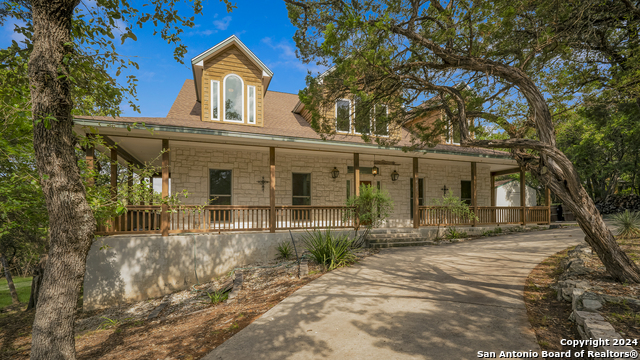 Image 3 of 47 For 18705 Lookout Mountain