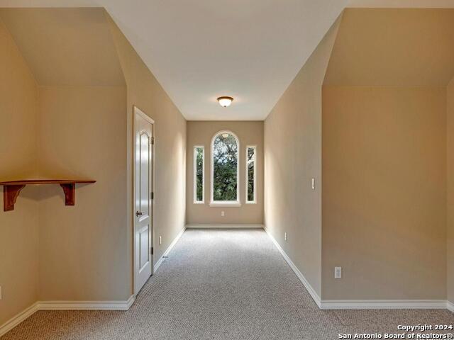 Image 37 of 47 For 18705 Lookout Mountain