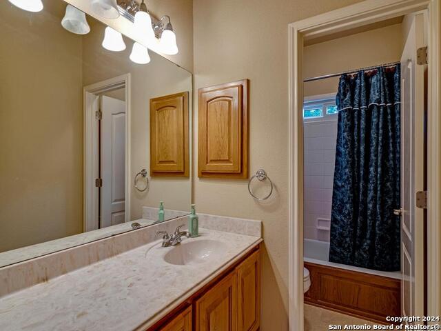 Image 38 of 47 For 18705 Lookout Mountain