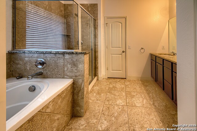 Image 13 of 29 For 549 Saddle Vista