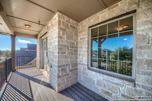 Image 18 of 29 For 549 Saddle Vista