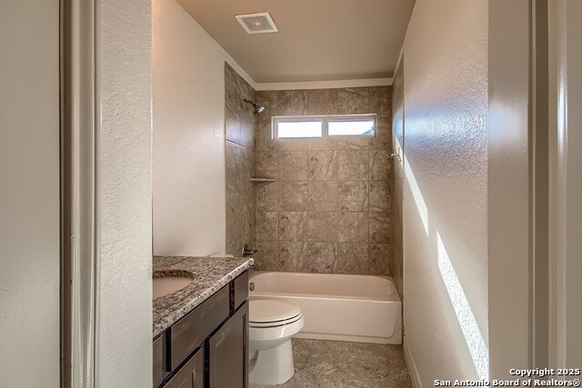 Image 23 of 29 For 549 Saddle Vista