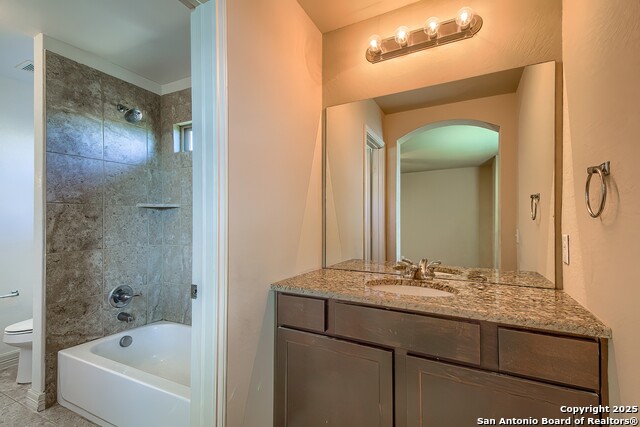 Image 25 of 29 For 549 Saddle Vista