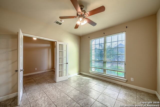 Image 4 of 29 For 549 Saddle Vista