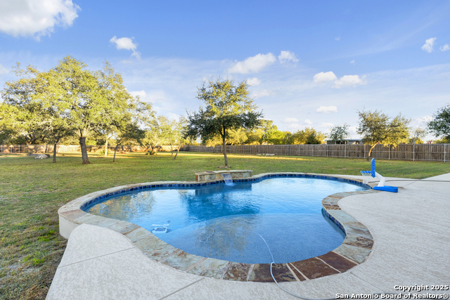 Listing photo id 18 for 688 Double Gate Rd.