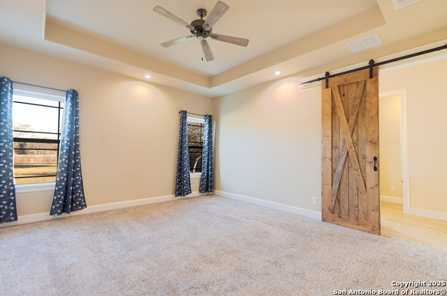 Listing photo id 7 for 688 Double Gate Rd.