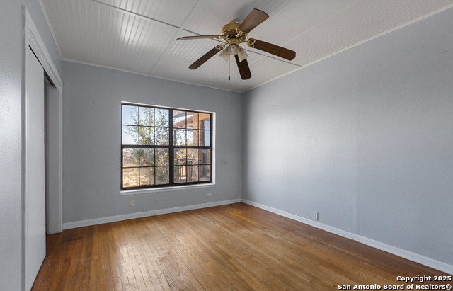 Image 27 of 50 For 2198 Cr 653  