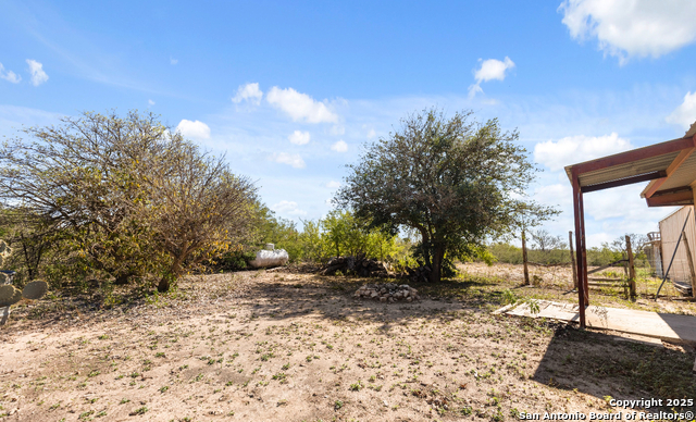 Image 30 of 50 For 2198 Cr 653  