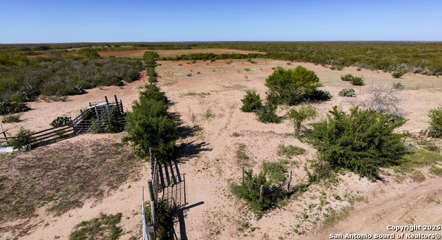 Image 6 of 50 For 2198 Cr 653  