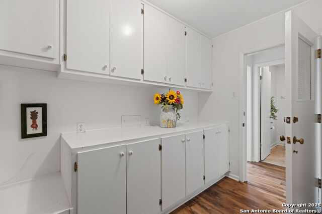 Image 15 of 31 For 713 Fawndale Ln