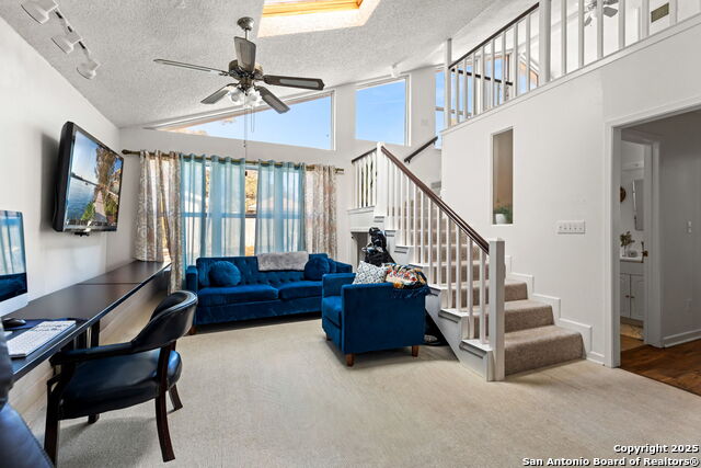 Image 21 of 31 For 713 Fawndale Ln