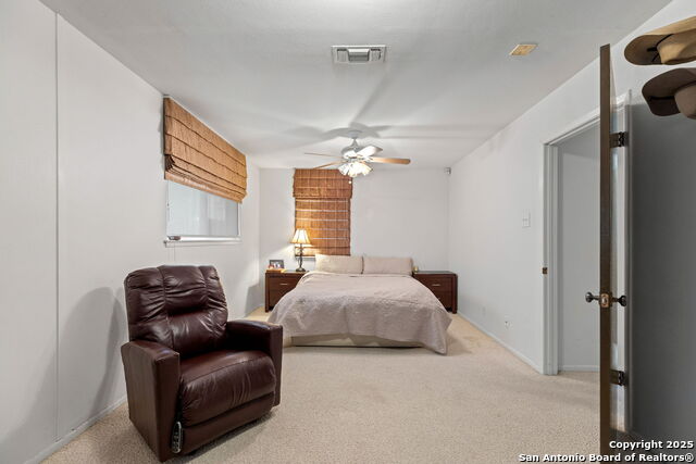 Image 24 of 31 For 713 Fawndale Ln