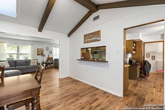 Image 9 of 31 For 713 Fawndale Ln