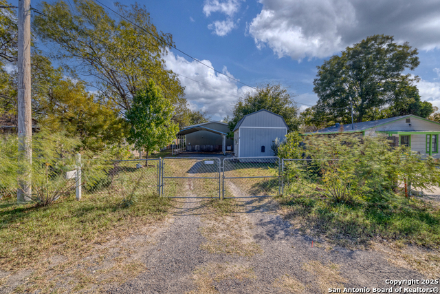 Image 4 of 30 For 209 Us Highway 90