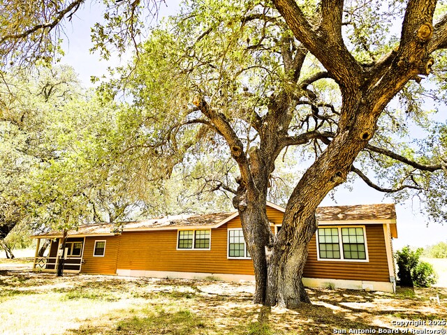 Listing photo id 17 for 803 County Road 6612