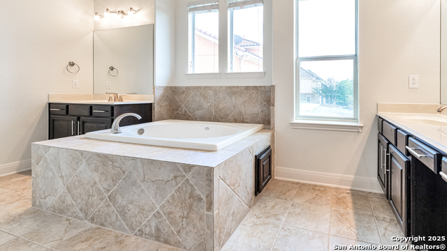 Image 20 of 30 For 24711 Faraday