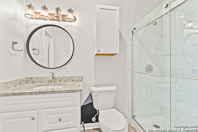 Image 17 of 37 For 1226 Whispering Hills