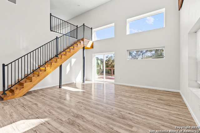 Image 2 of 37 For 1226 Whispering Hills