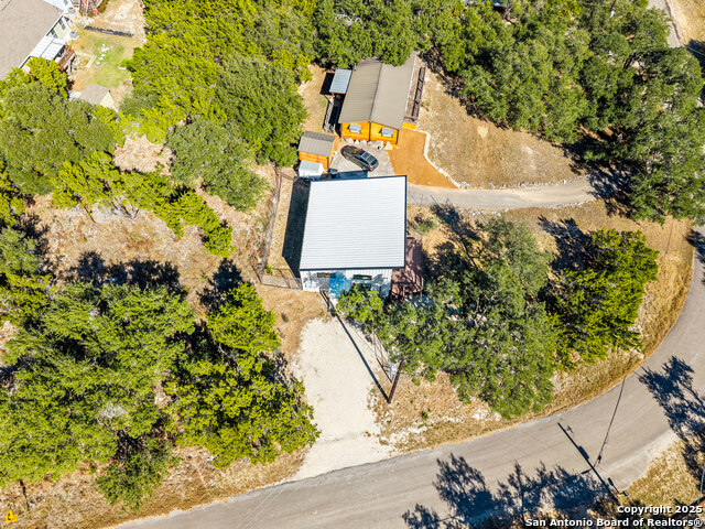 Image 29 of 37 For 1226 Whispering Hills